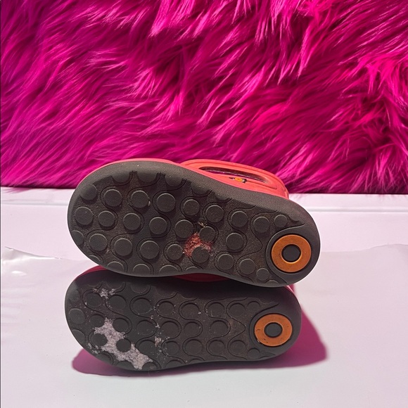 Bogs Kids' Pink Glitter Rain Boots - Picture 6 of 6